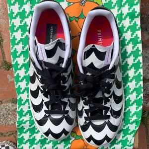 Marimekko Black & White Wave Pattern Sneakers